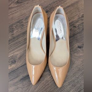 MICHAEL by Michael Kors Nude Patent Heels Size 8.5M